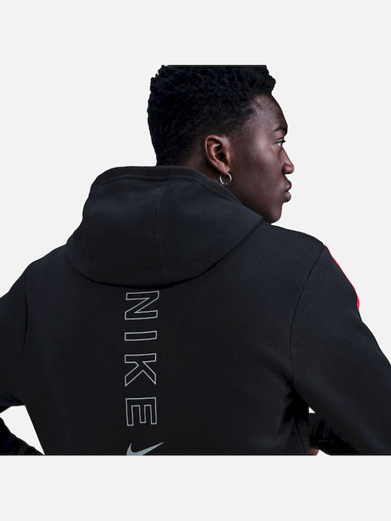 Nike Sportswear Club