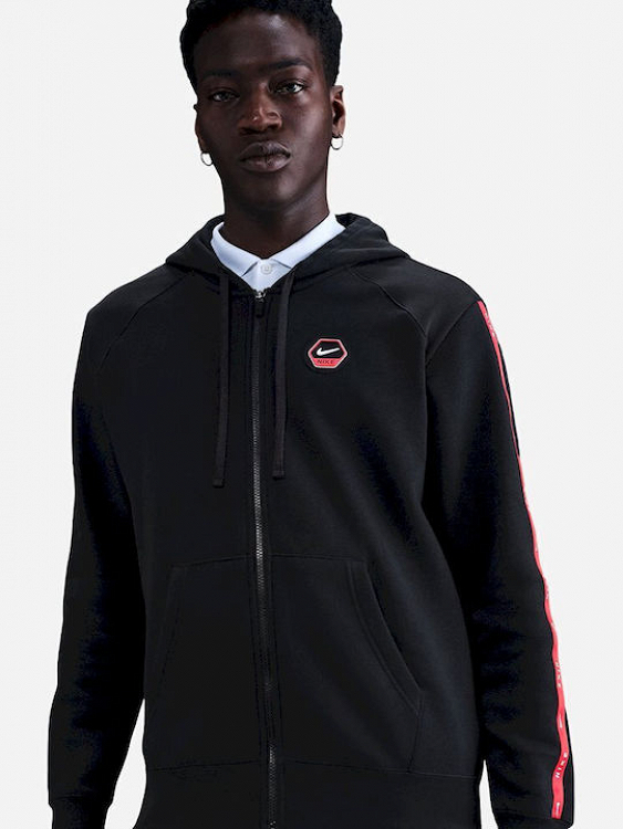 Nike Sportswear Club