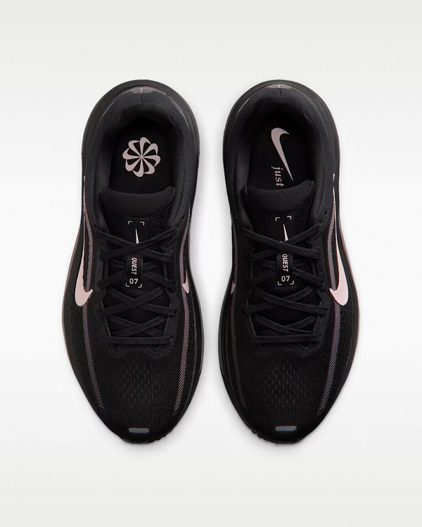 Nike Quest 7