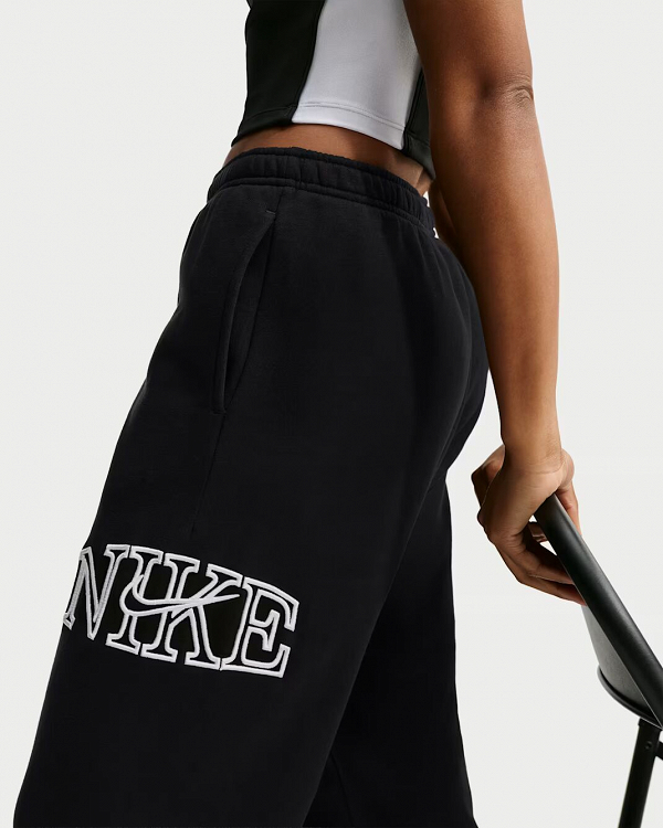 Nike Studio Fleece
