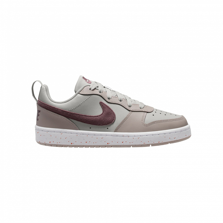 Nike Court Borough Low Essential+