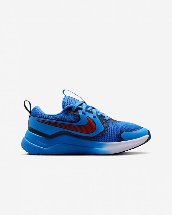 Nike Cosmic Runner Swoosh
