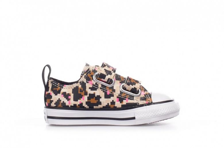 CHUCK TAYLOR ALL STAR 2V PIXEL PRINT - 770169C
