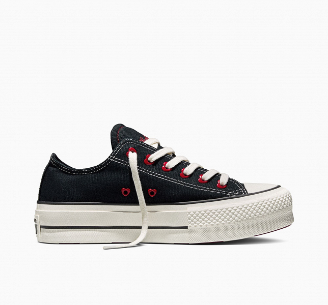 CHUCK TAYLOR ALL STAR LIFT - A19059C