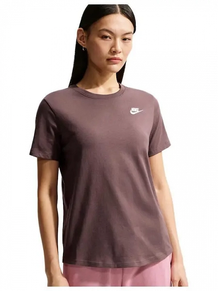 Nike Sportswear Club Essentials - DX7902