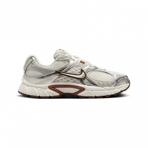 Nike V5 RNR - HQ7901