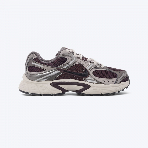 Nike V5 RNR - HQ7901