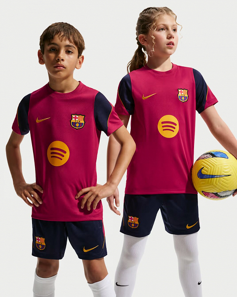 FCB Y NK DF STRK SS TOP K - II3237